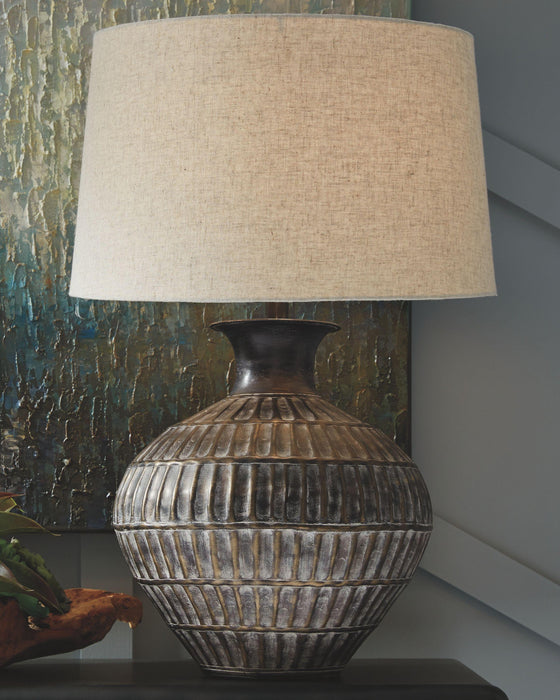 Magan - Metal Table Lamp (1/cn)