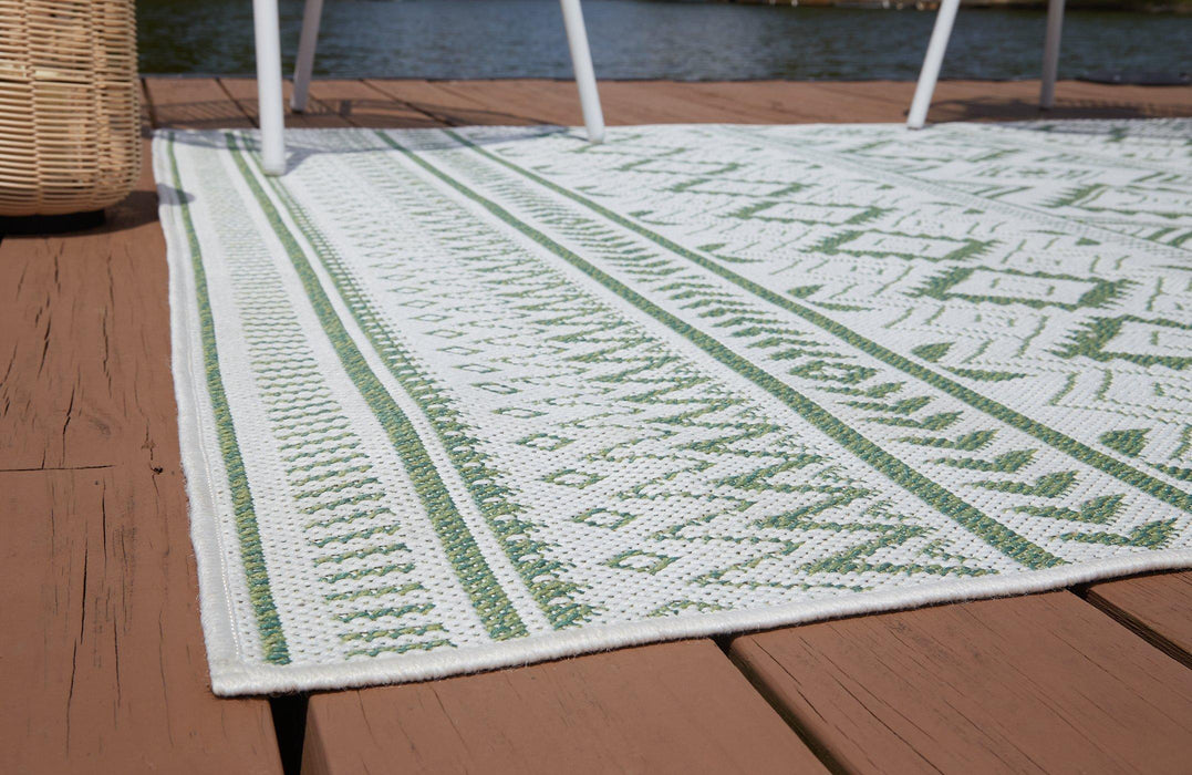 Kierick Green/Cream 7'10" x 9'10" Rug