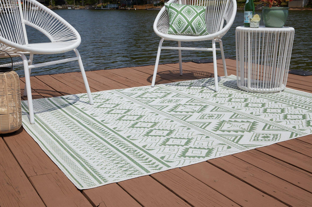 Kierick Green/Cream 7'10" x 9'10" Rug