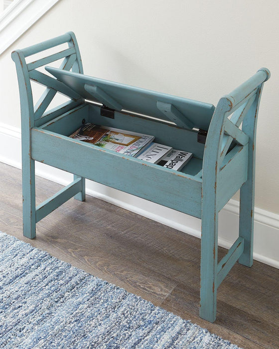 Heron - Accent Bench